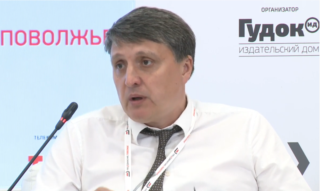 Азат Чанышев